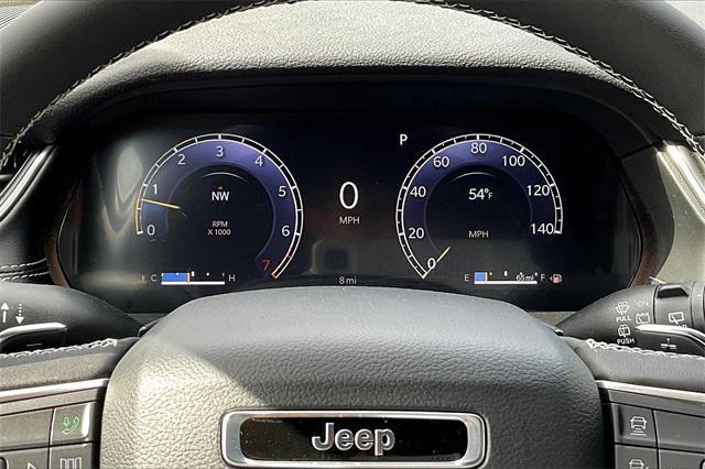 new 2025 Jeep Grand Cherokee car, priced at $48,175