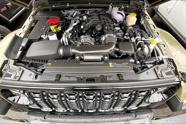 new 2025 Jeep Gladiator car, priced at $53,630