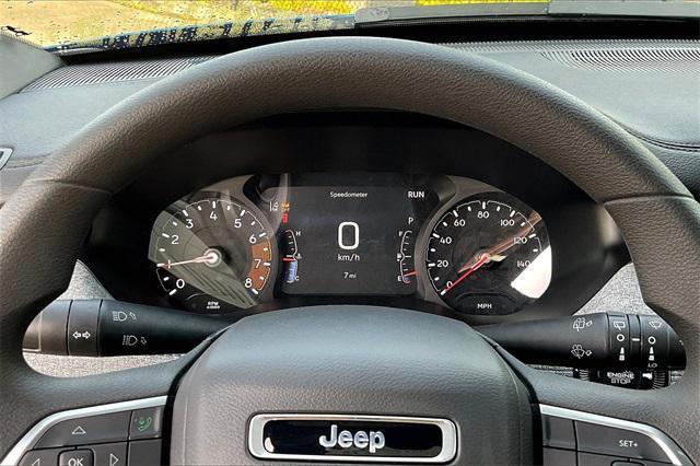 new 2025 Jeep Compass car, priced at $28,090