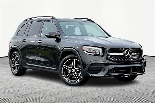 used 2023 Mercedes-Benz GLB 250 car, priced at $38,000