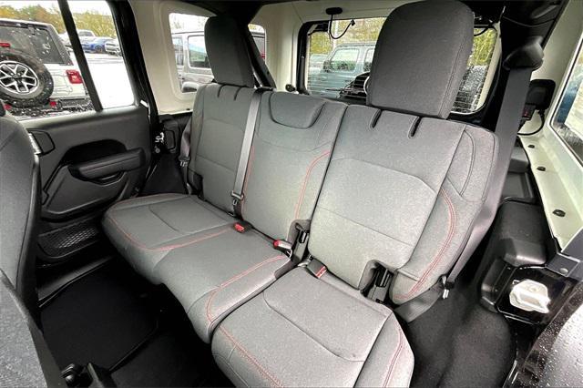 new 2025 Jeep Wrangler car, priced at $60,340