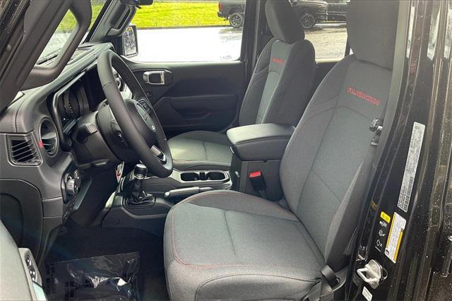 new 2025 Jeep Wrangler car, priced at $60,340