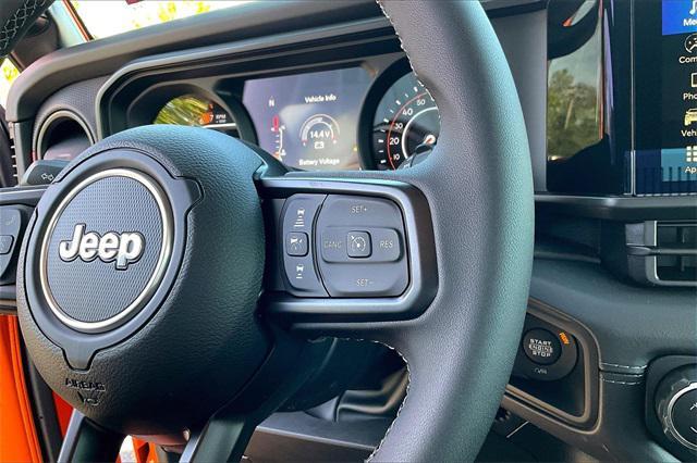 new 2025 Jeep Wrangler car, priced at $61,405