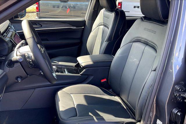new 2025 Jeep Grand Cherokee L car, priced at $61,585