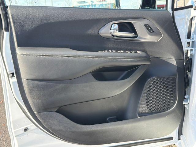 new 2026 Chrysler Pacifica car, priced at $50,530