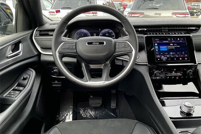 new 2024 Jeep Grand Cherokee car, priced at $48,525