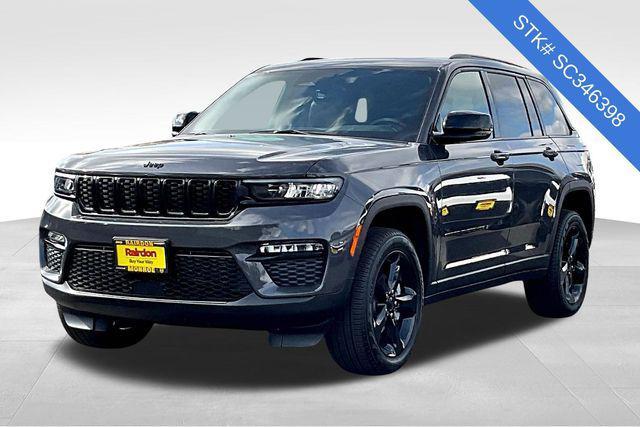 new 2025 Jeep Grand Cherokee car, priced at $52,735