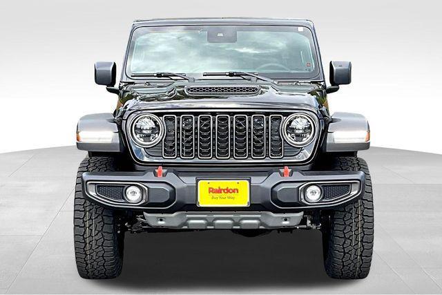 new 2025 Jeep Gladiator car, priced at $56,580