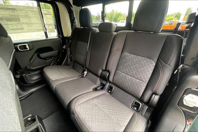 new 2025 Jeep Gladiator car, priced at $56,580