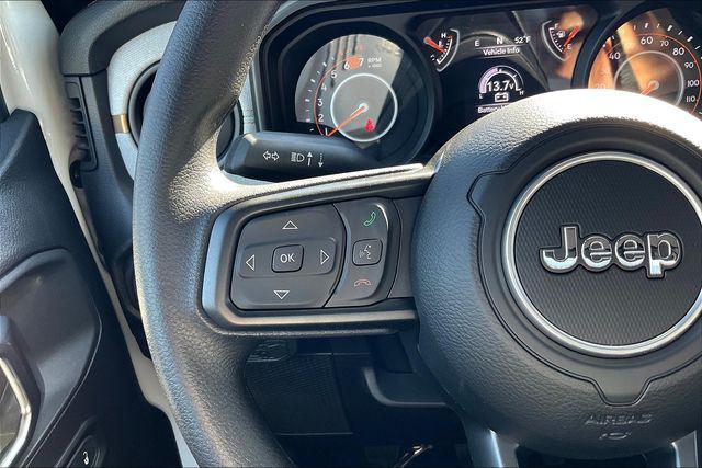 new 2025 Jeep Wrangler car, priced at $34,090