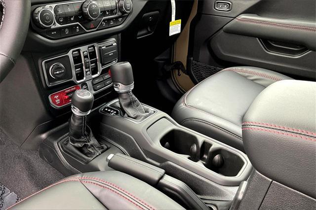 new 2025 Jeep Gladiator car, priced at $64,415