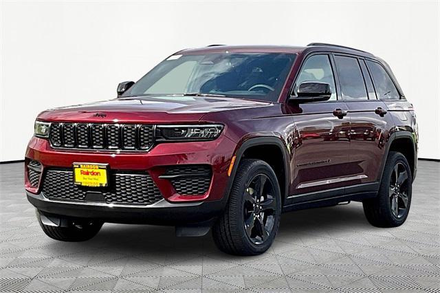 new 2025 Jeep Grand Cherokee car, priced at $48,175