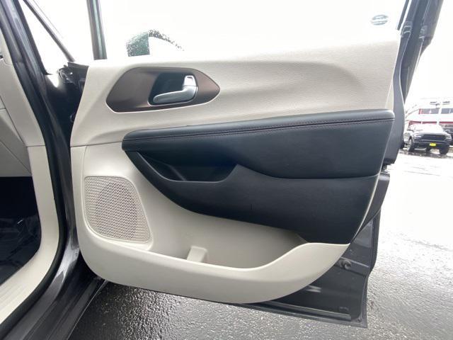 used 2018 Chrysler Pacifica car, priced at $14,500