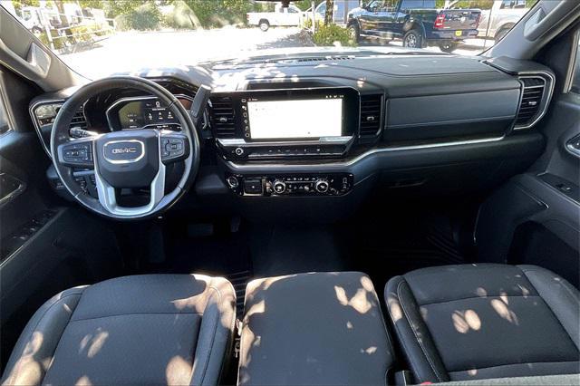 used 2022 GMC Sierra 1500 car, priced at $39,500