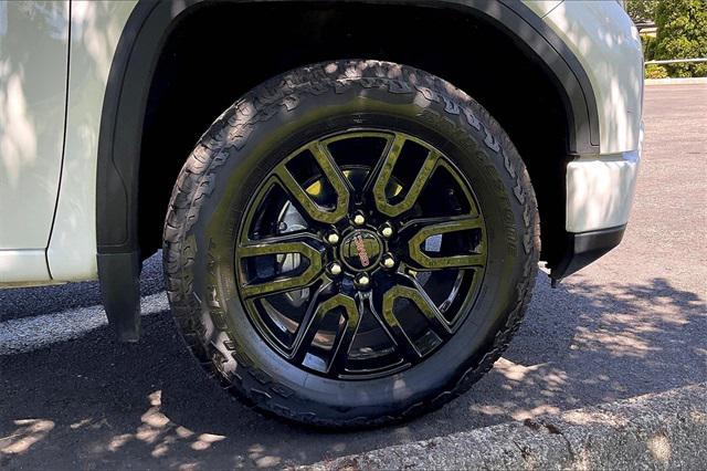 used 2022 GMC Sierra 1500 car, priced at $39,500