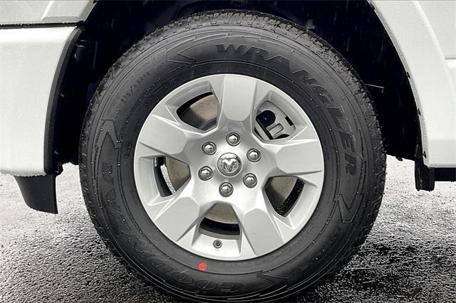 new 2025 Ram 1500 car, priced at $60,560