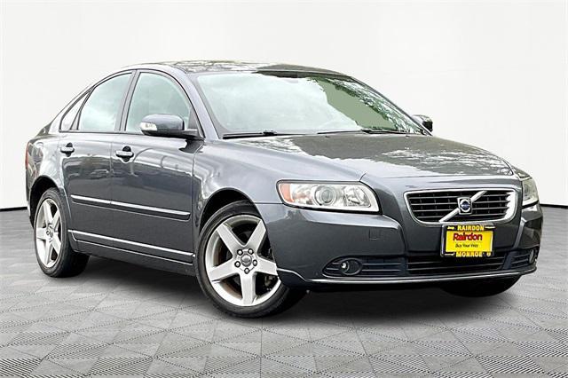 used 2008 Volvo S40 car, priced at $5,500