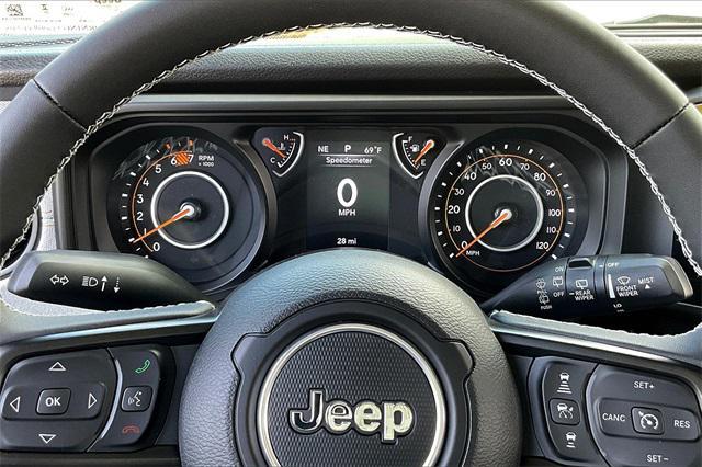 new 2025 Jeep Wrangler car, priced at $42,480
