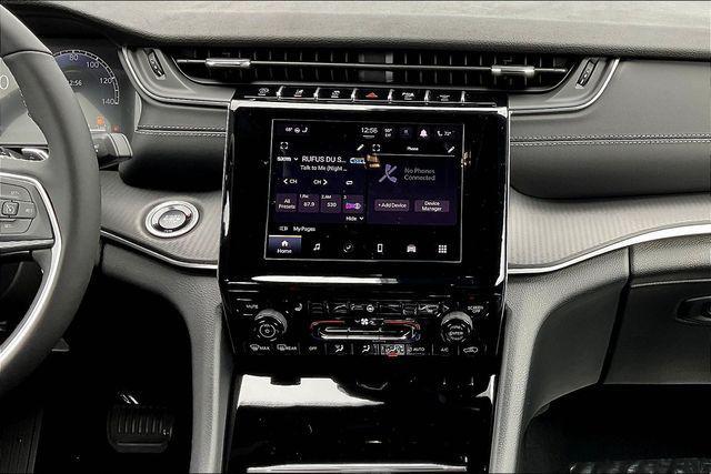 new 2025 Jeep Grand Cherokee L car, priced at $51,370