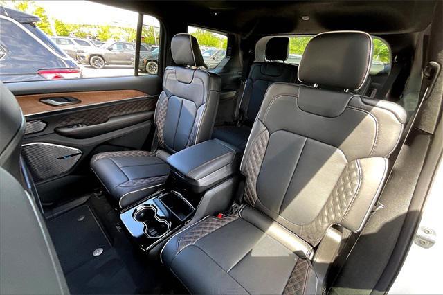 new 2025 Jeep Grand Cherokee L car, priced at $69,060
