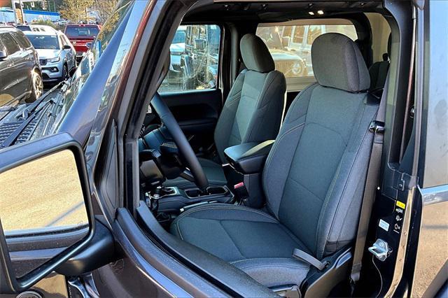 new 2025 Jeep Wrangler car, priced at $42,480
