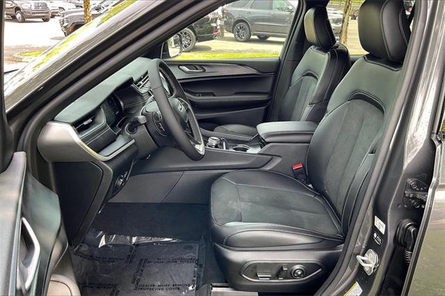 new 2025 Jeep Grand Cherokee car, priced at $48,375