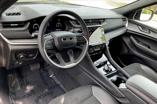 new 2025 Jeep Grand Cherokee car, priced at $48,375