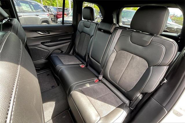 new 2025 Jeep Grand Cherokee car, priced at $48,775