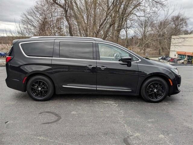 used 2020 Chrysler Pacifica car, priced at $22,273