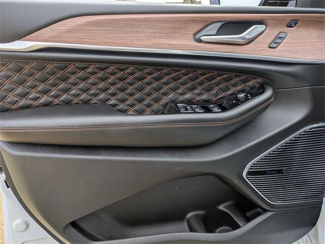 used 2024 Jeep Grand Cherokee L car, priced at $64,990