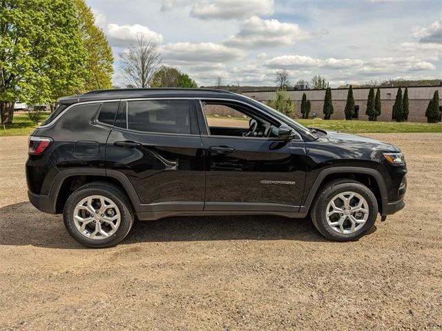 new 2024 Jeep Compass car, priced at $32,499