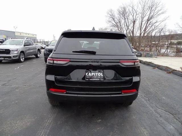 new 2025 Jeep Grand Cherokee car, priced at $46,530