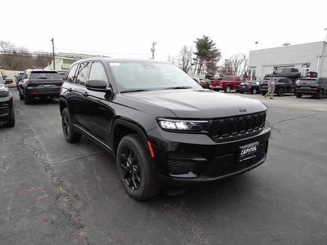 new 2025 Jeep Grand Cherokee car, priced at $46,530