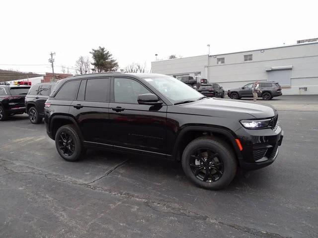 new 2025 Jeep Grand Cherokee car, priced at $46,530