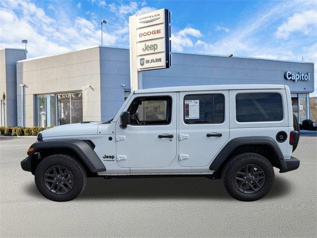 used 2022 Jeep Wrangler Unlimited car, priced at $27,973
