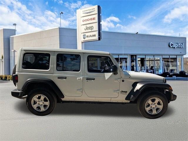 used 2022 Jeep Wrangler Unlimited car, priced at $30,473