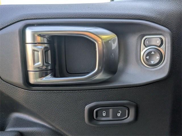 new 2026 Jeep Wrangler car, priced at $46,470