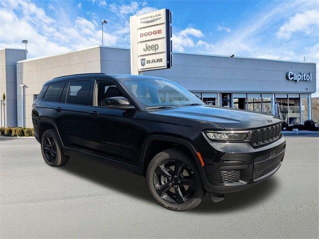 new 2025 Jeep Grand Cherokee L car, priced at $45,696