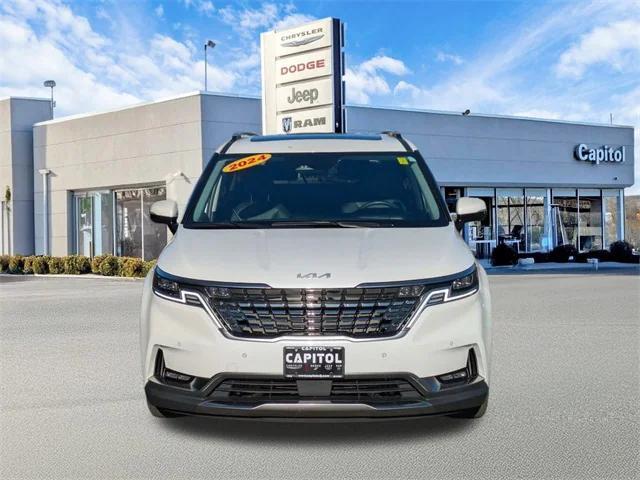 used 2024 Kia Carnival car, priced at $36,424