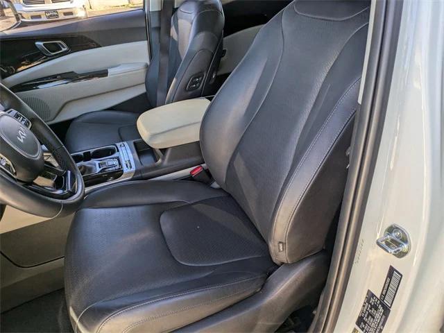 used 2024 Kia Carnival car, priced at $36,424