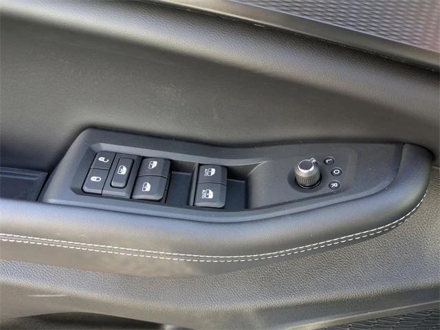 new 2025 Jeep Grand Cherokee L car, priced at $41,325