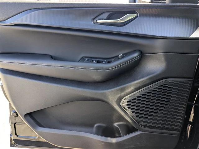 new 2025 Jeep Grand Cherokee car, priced at $39,420