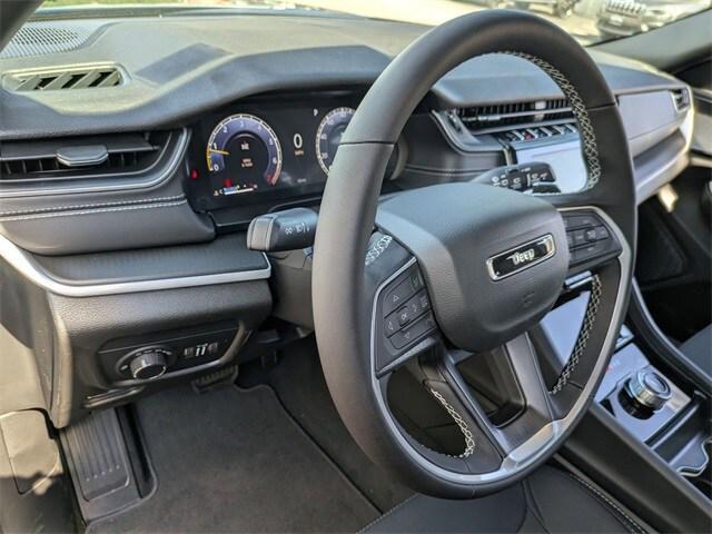 new 2025 Jeep Grand Cherokee car, priced at $36,322
