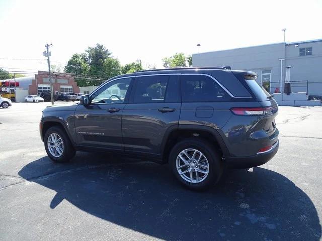 new 2025 Jeep Grand Cherokee car, priced at $37,227