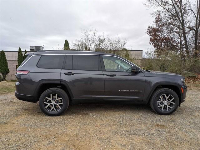 new 2024 Jeep Grand Cherokee L car, priced at $48,999