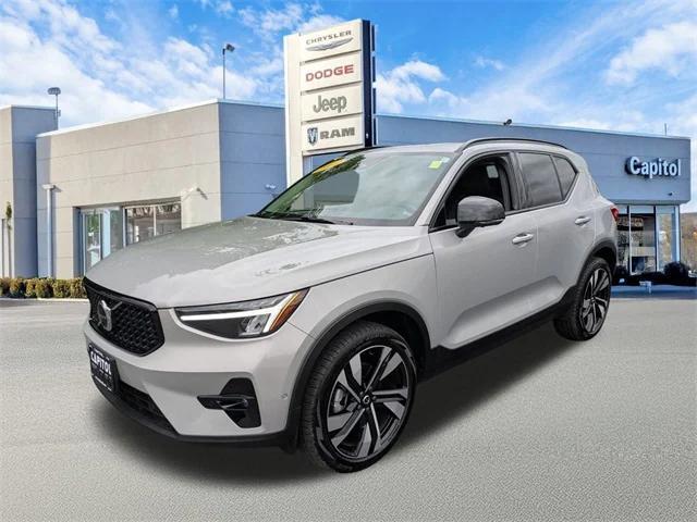 used 2023 Volvo XC40 car, priced at $37,670