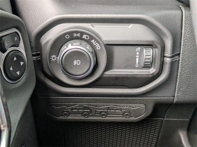 new 2025 Jeep Wrangler car, priced at $53,362