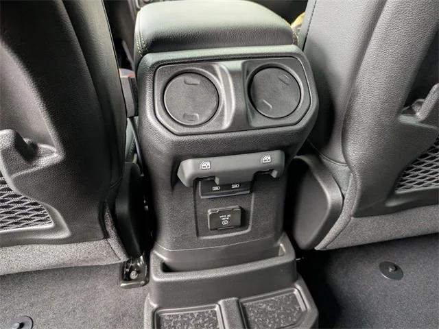 new 2025 Jeep Wrangler car, priced at $52,362