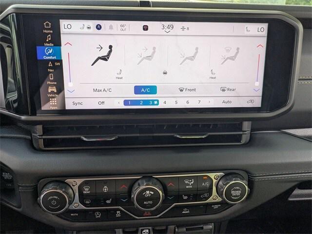 new 2025 Jeep Wrangler car, priced at $53,362