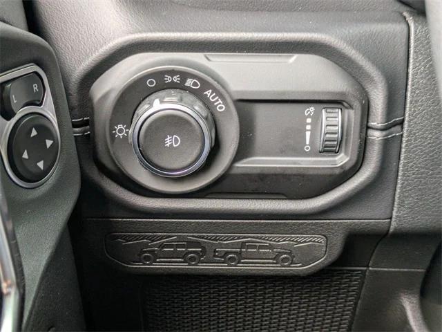 new 2025 Jeep Wrangler car, priced at $52,362